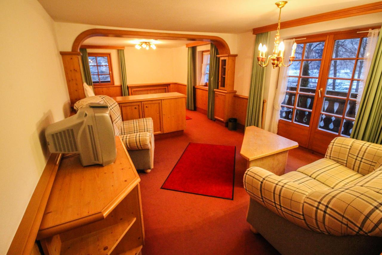 Heizmannshof Hotel & Restaurant Am Titisee / Feldberg 欣特察尔滕 外观 照片